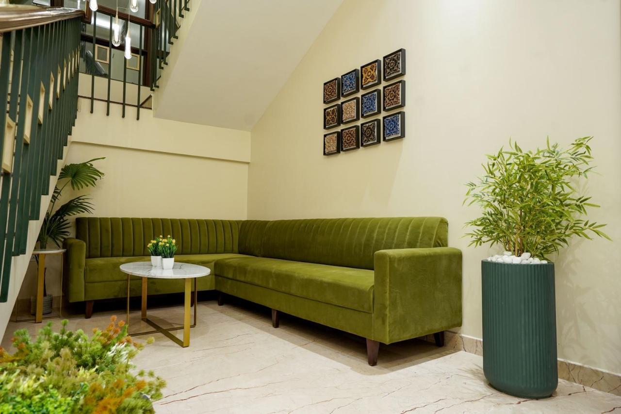 M2 Square By Monday Premium Hotel Nágpur Kültér fotó