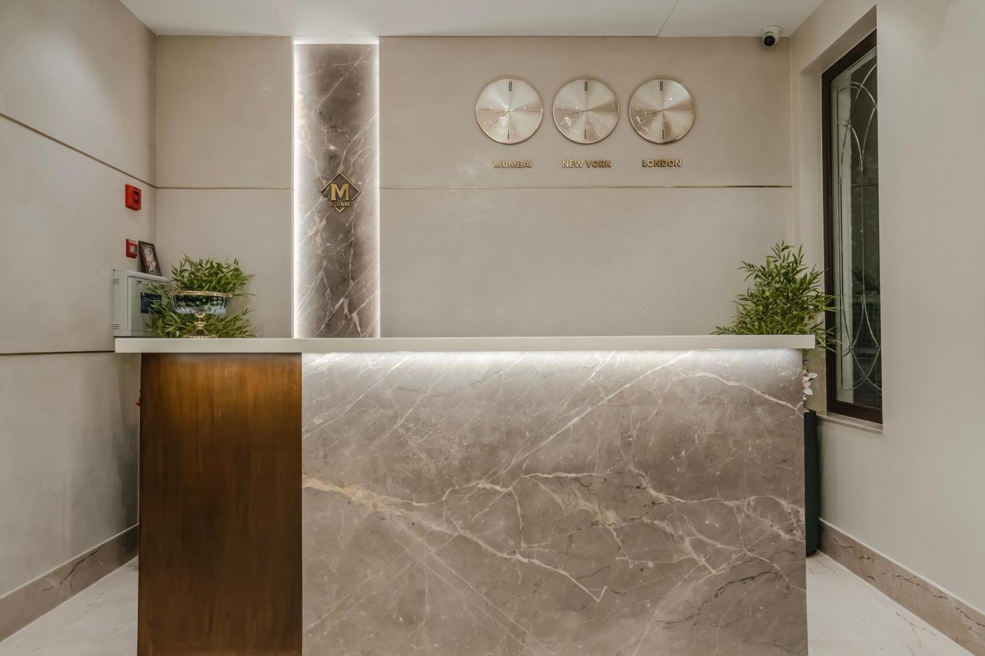 M2 Square By Monday Premium Hotel Nágpur Kültér fotó